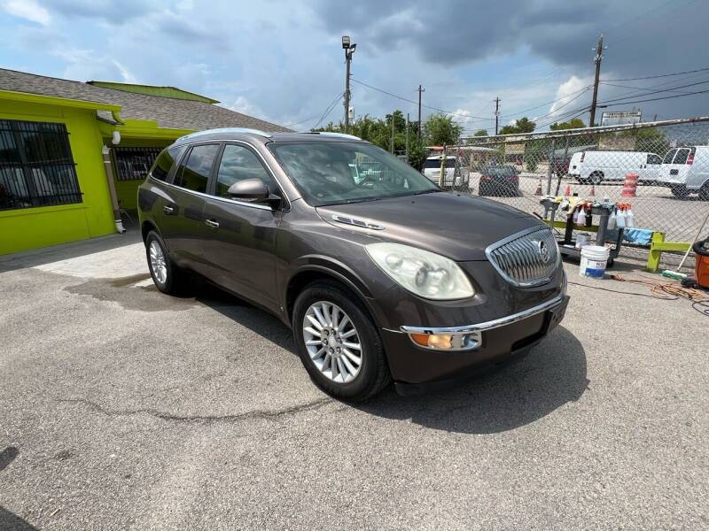 2010 Buick Enclave for sale at RODRIGUEZ MOTORS CO. in Houston TX