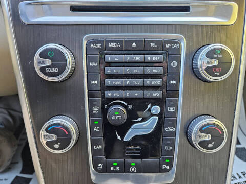 2016 Volvo XC60 T5 Drive-E Premier