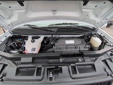 2025 Chevrolet Express 2500