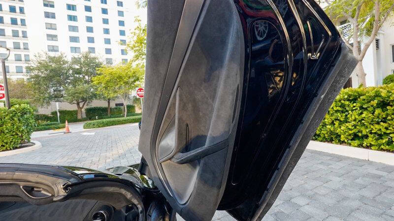 2020 McLaren 720S Spider Luxury