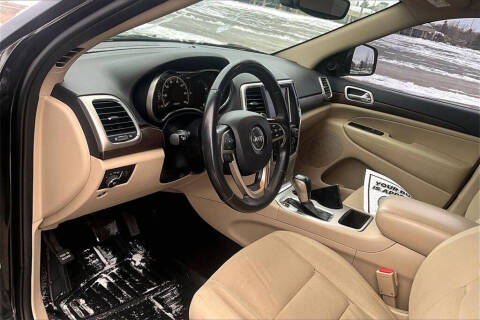 2017 Jeep Grand Cherokee Laredo