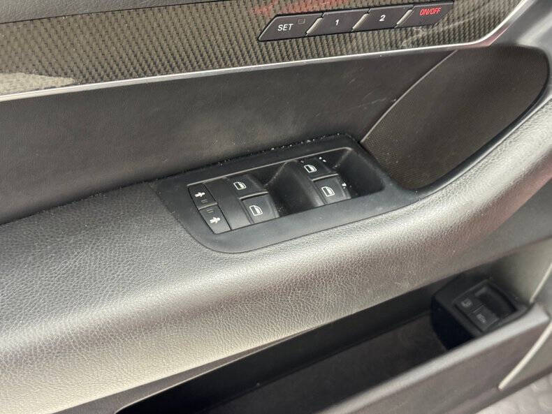 2007 Audi S6 quattro