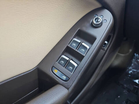 2014 Audi A4 2.0T quattro Premium