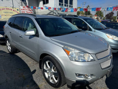 2012 Chevrolet Traverse for sale at American Dream Motors in Everett WA