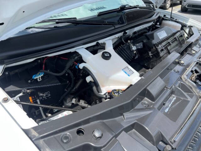 2023 Chevrolet Express LS 2500