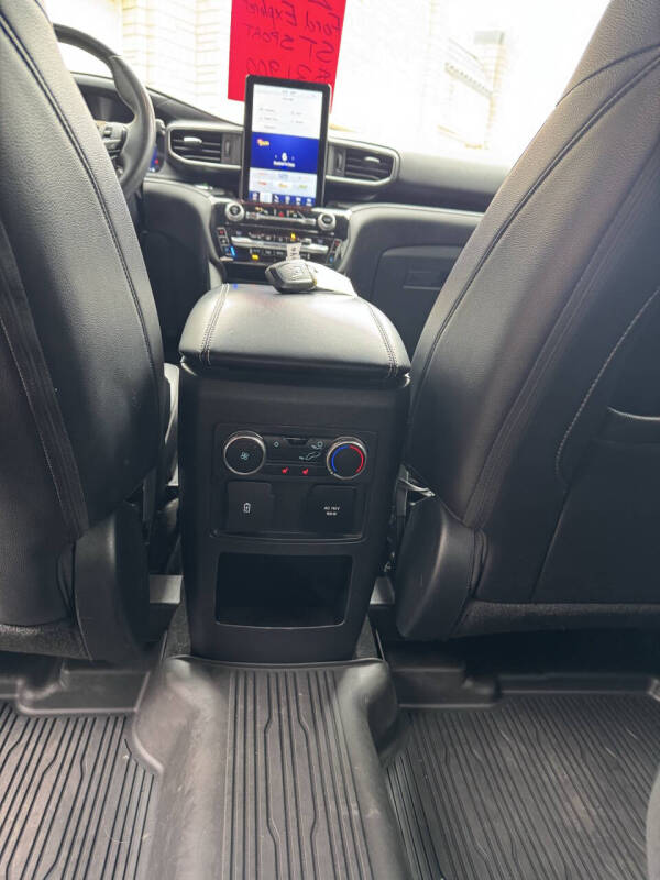 2021 Ford Explorer ST