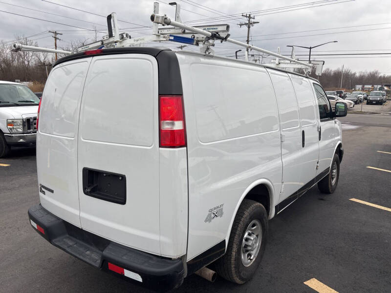 2019 Chevrolet Express 2500