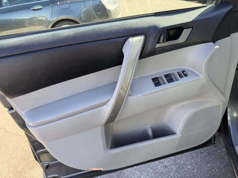 2012 Toyota Highlander