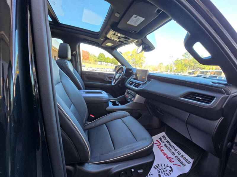 2023 GMC Yukon XL SLT