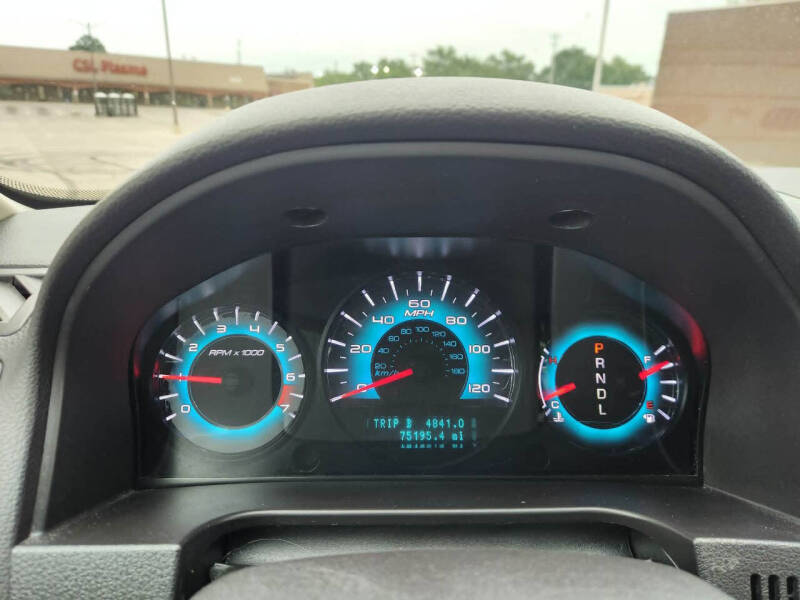 2012 Ford Fusion SE