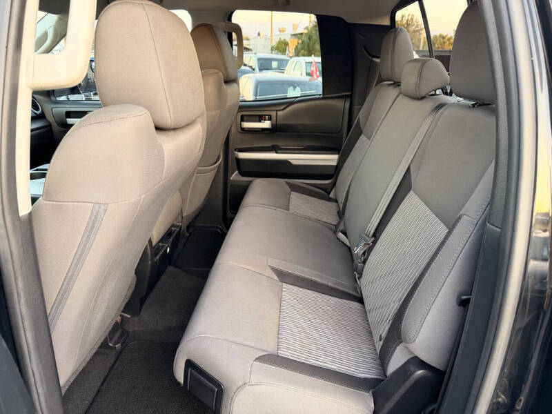 2016 Toyota Tundra SR5