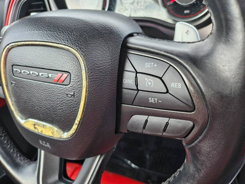 2015 Dodge Challenger SXT