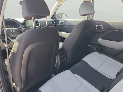 2024 Hyundai Venue SEL