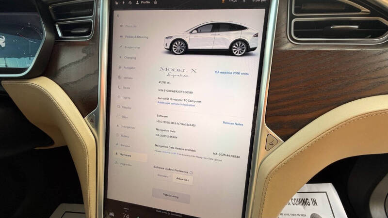 2016 Tesla Model X P90D