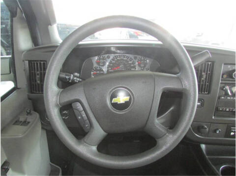 2017 Chevrolet Express LT 2500