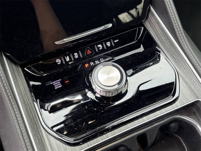 2023 Jeep Wagoneer Series II