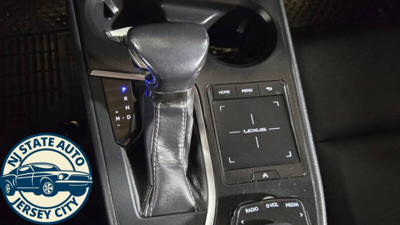 2019 Lexus UX 200 Luxury