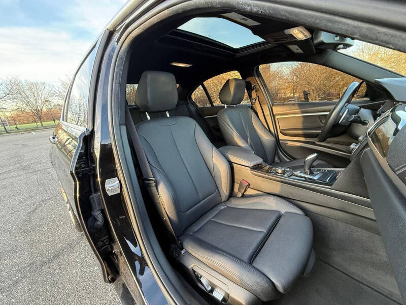 2018 BMW 3 Series 330i