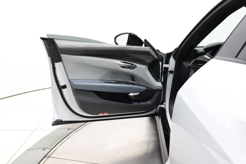 2023 Audi RS e-tron GT quattro