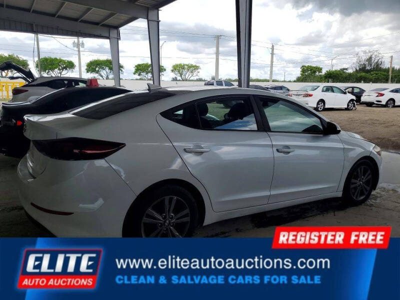 2018 Hyundai Elantra