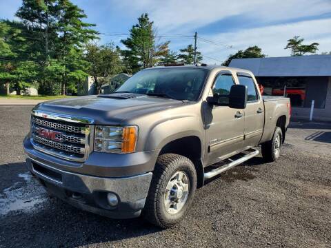 2012 GMC Sierra 2500HD for sale at Topham Automotive Inc. in Middleboro MA