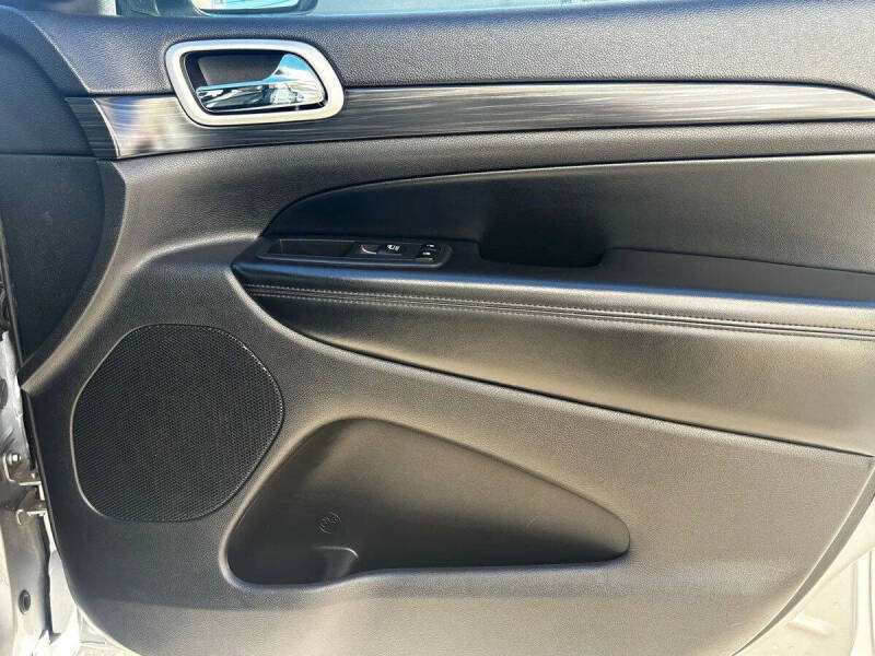 2020 Jeep Grand Cherokee Altitude