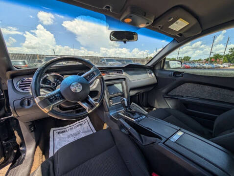 2013 Ford Mustang V6