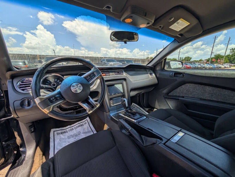 2013 Ford Mustang V6