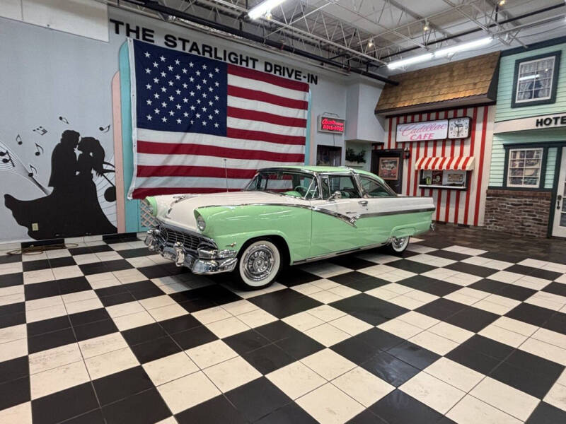 1956 Ford Crown Victoria