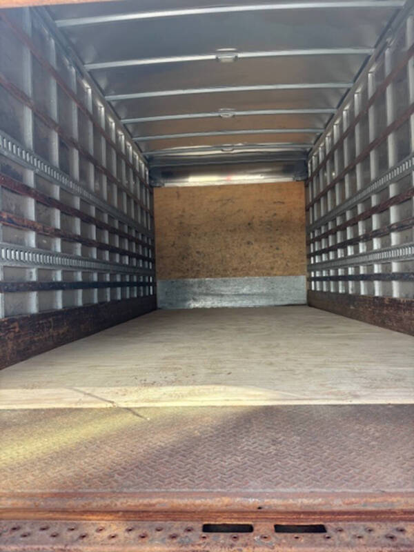 2019 Freightliner M2 106