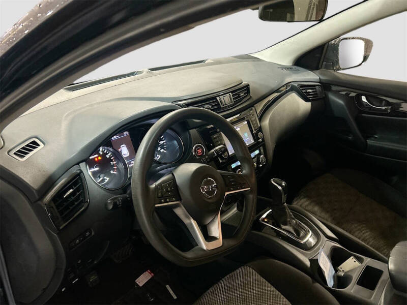 2020 Nissan Rogue Sport SV