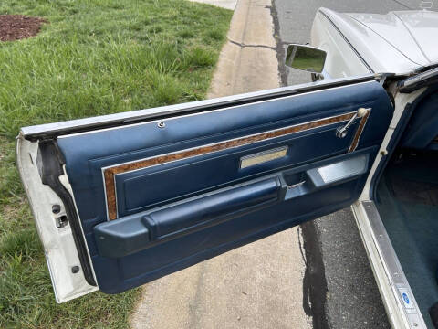 1977 Ford Thunderbird