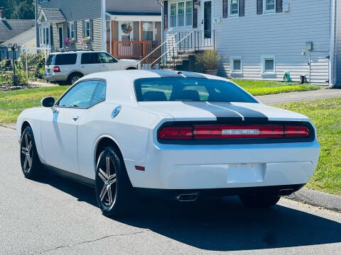 2013 Dodge Challenger SXT