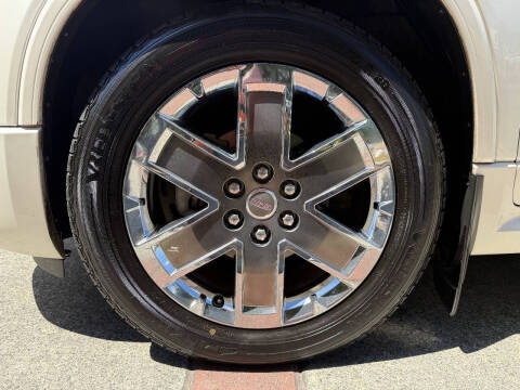 2011 GMC Acadia Denali