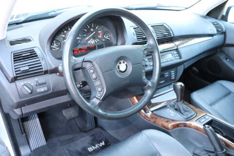 2002 BMW X5 3.0i