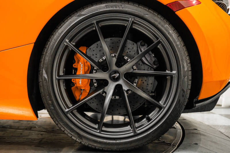 2019 McLaren 720S Performance