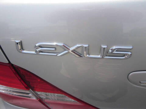 2004 Lexus LS 430