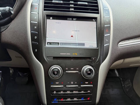 2017 Lincoln MKC Reserve