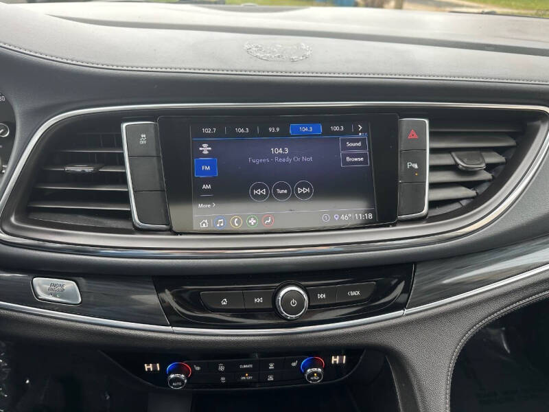 2020 Buick Enclave Essence