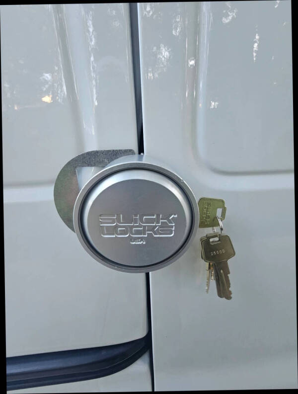 2020 Chevrolet Express 2500