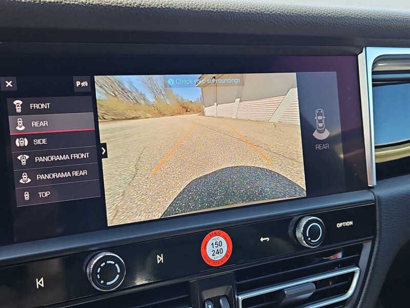 2024 Porsche Macan