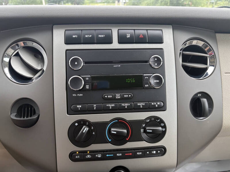 2013 Ford Expedition EL XLT