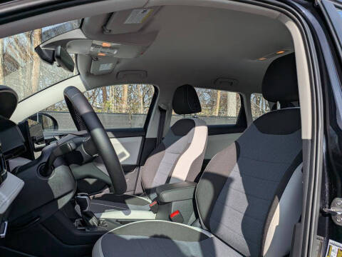 2025 Volkswagen Taos S