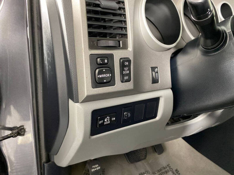 2011 Toyota Tundra Grade