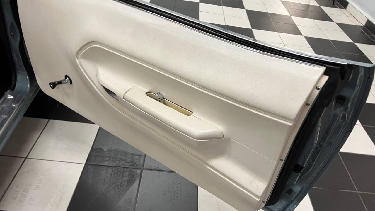 1972 Plymouth Barracuda 12