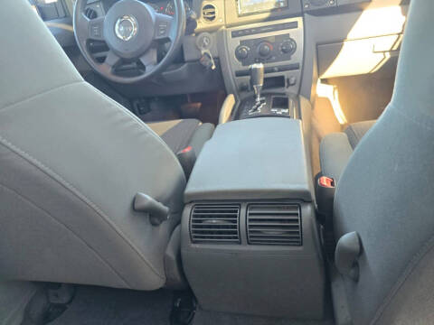 2007 Jeep Commander Sport