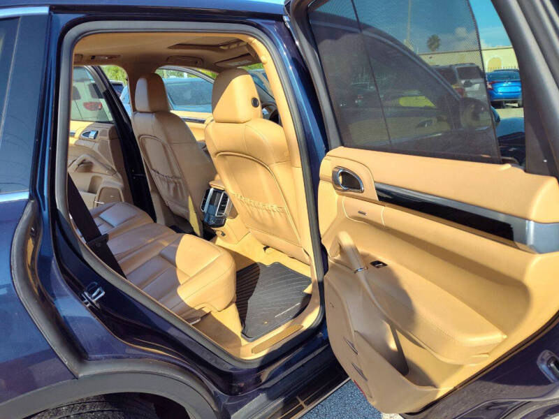 2011 Porsche Cayenne S Hybrid