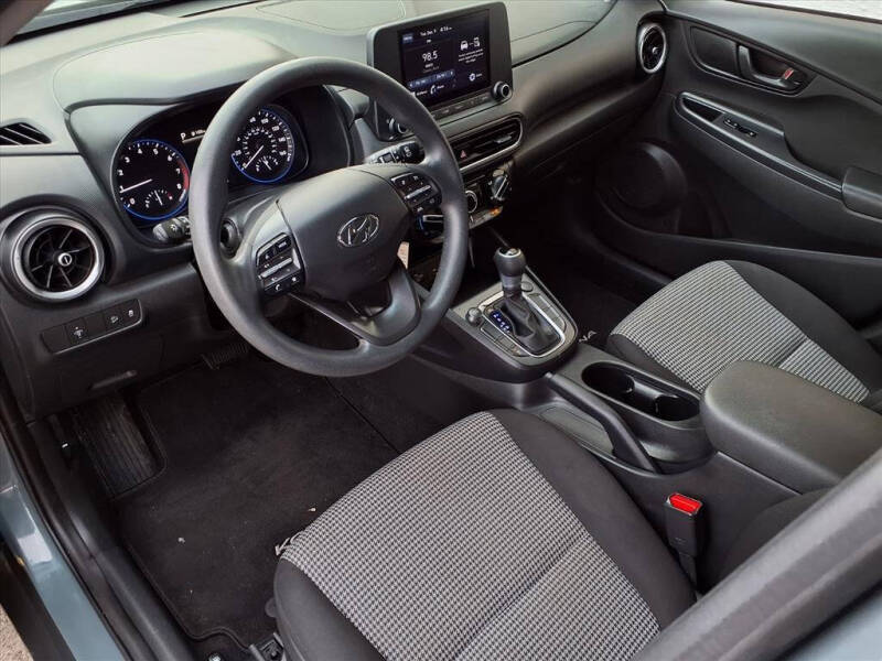 2022 Hyundai Kona SE