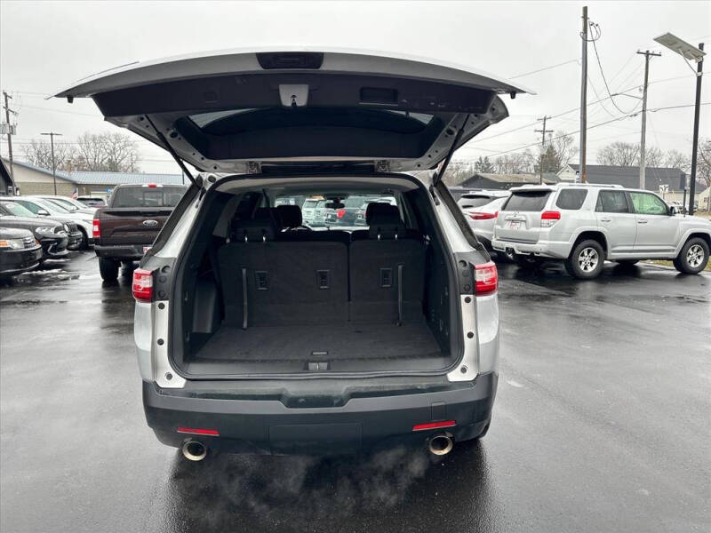 2021 Chevrolet Traverse LS