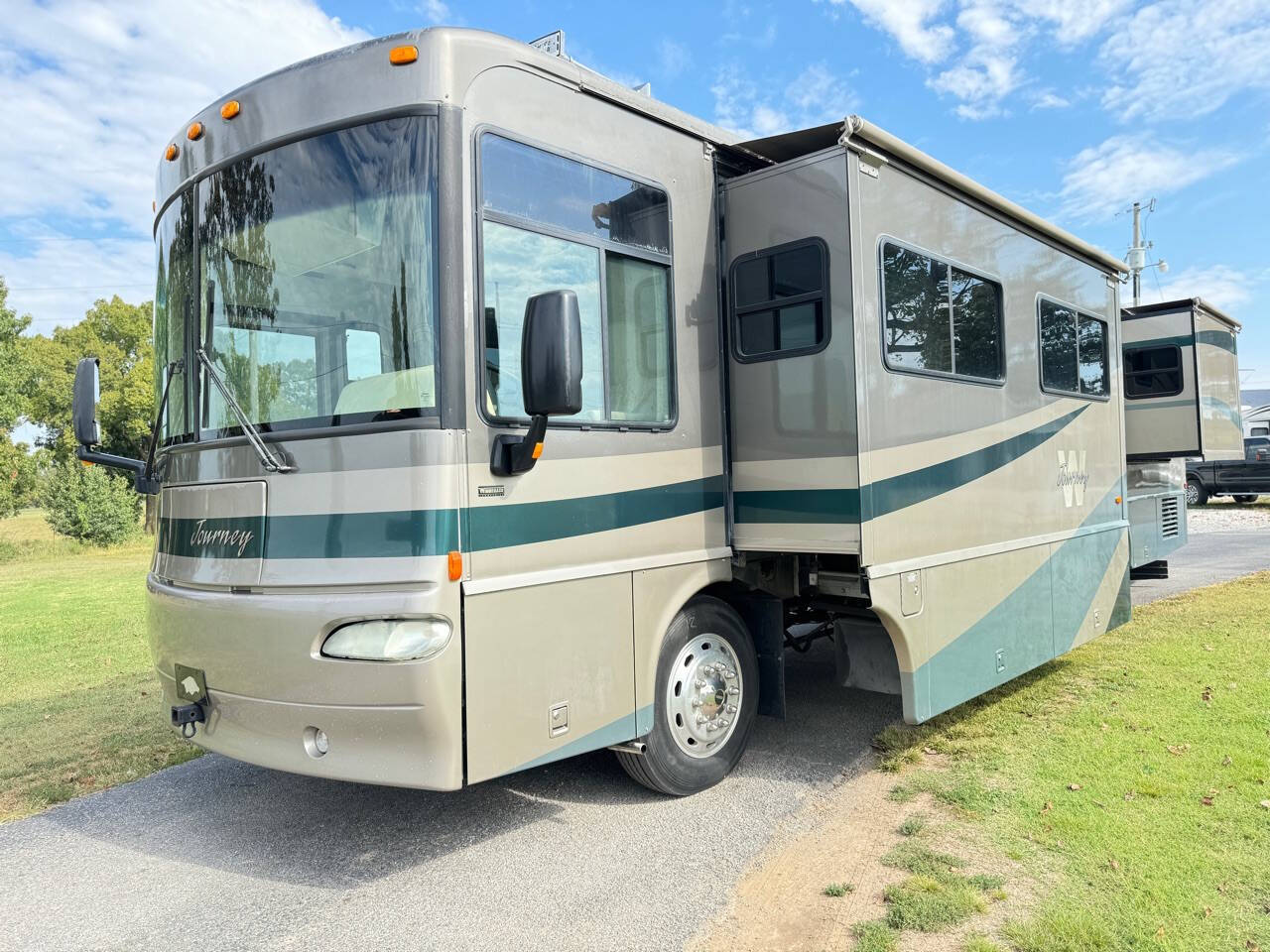 Winnebago Journey For Sale In Rogers, AR